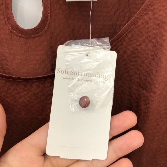 SOFT surroundings lace appliqué top - Picture 6 of 6